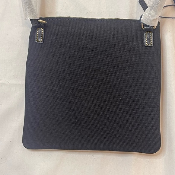 Dooney & Bourke Nylon North South Triple Zip Crossbody Bag - RARE Black LOGO NWT - Picture 4 of 10